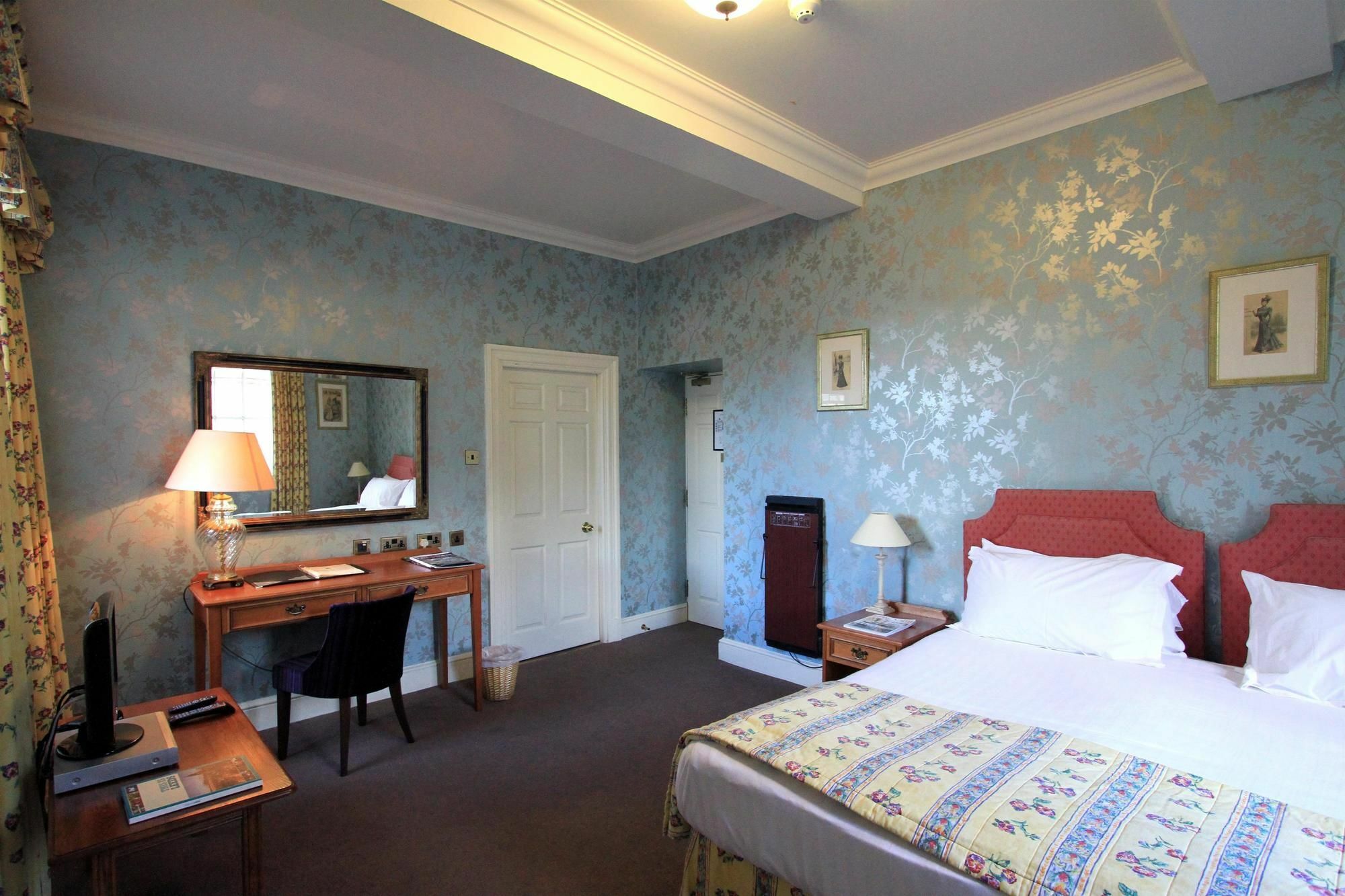 Hazlewood Castle & Spa Tadcaster Εξωτερικό φωτογραφία